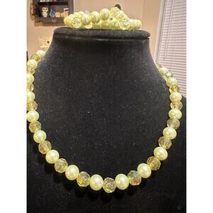 Vintage Green Aurora Borealis & Faux Pearl Necklace & Bracelet Set